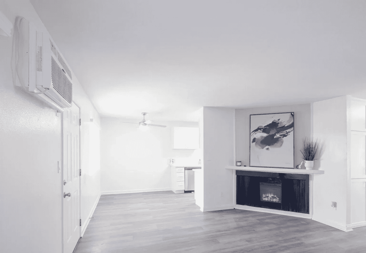 livingroom dining area kitchen entry