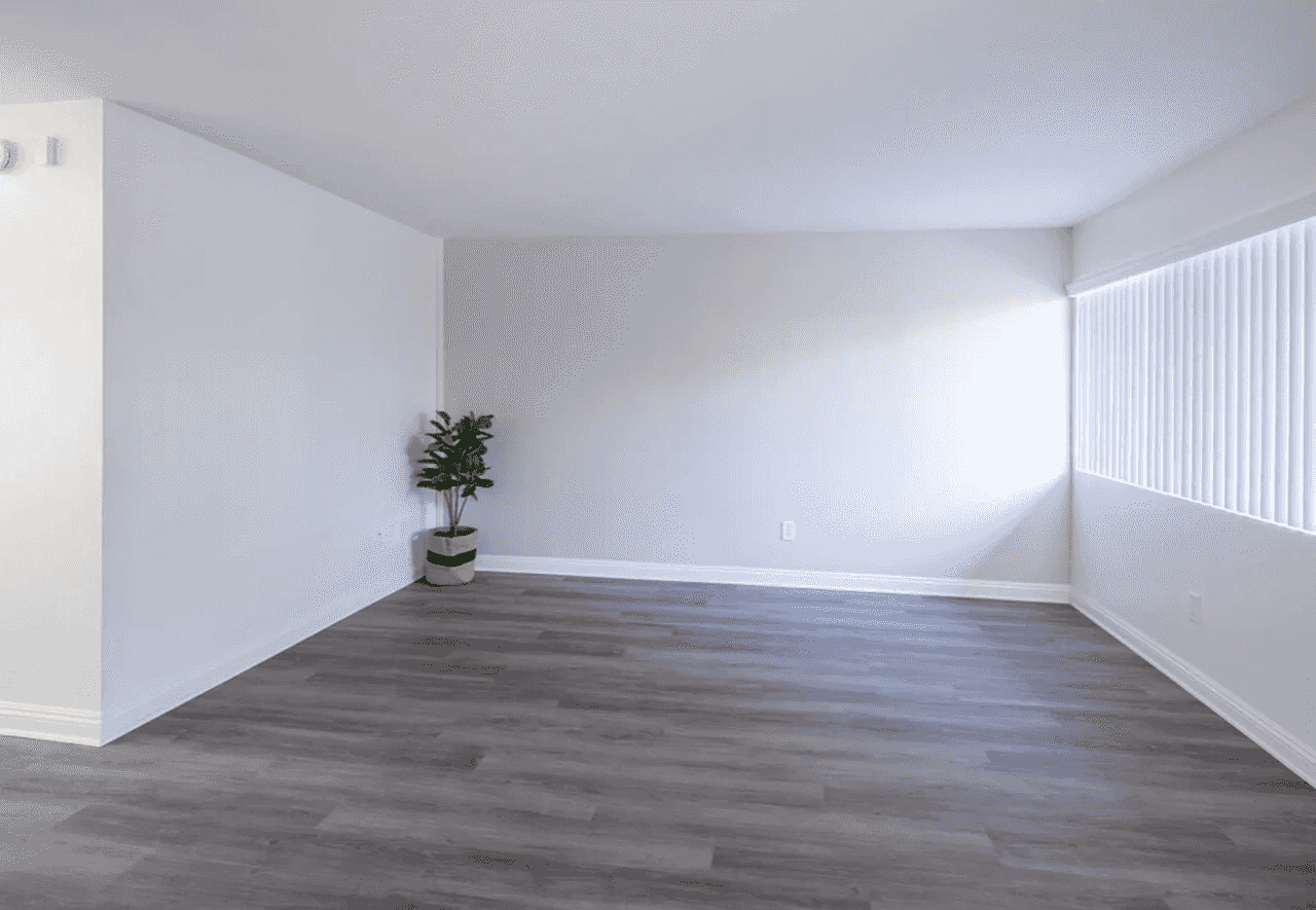 spacious bright livingroom